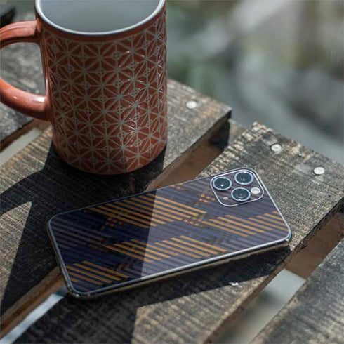 Retro Fall Pattern iPhone 11 Pro Skin